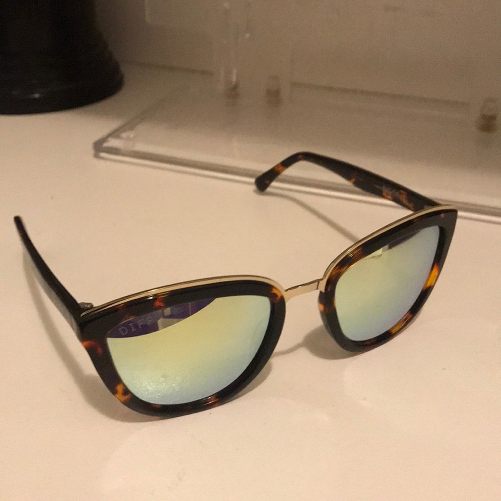 Diff sunglasses